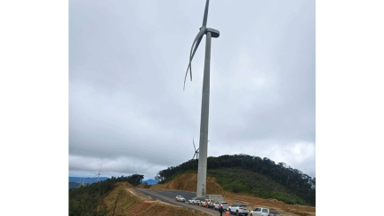 Vietnam increases electricity imports from Laos to avoid power shortages